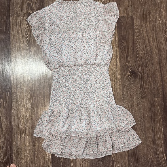 Timing floral print smocked tiered dress. Light blue and pink design. Size med - Picture 3 of 6